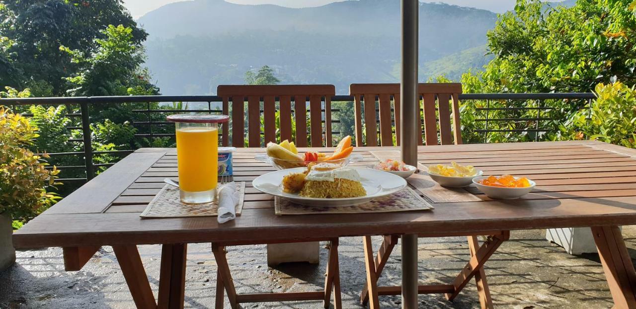 Bed and Breakfast Selyna Sky Terrace Kandy Exterior foto